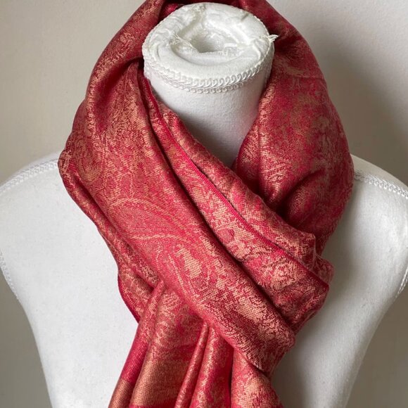 Silky soft scarf shawl and wrap, Holiday scarf, Gift for loved ones - Picture 4 of 6